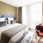 Leonardo Frankfurt 4*