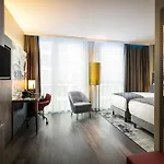 Leonardo Frankfurt فندق 4*