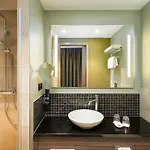 Hotel Leonardo Frankfurt 4*