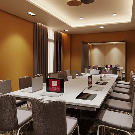 Leonardo Frankfurt 4*