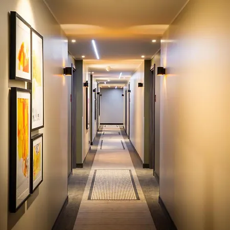 Hotel Leonardo Frankfurt 4*