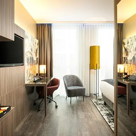 Otel Leonardo Frankfurt 4*