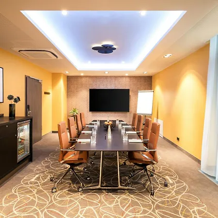 Leonardo Frankfurt 4*