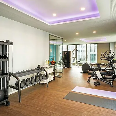 Leonardo Frankfurt 4*