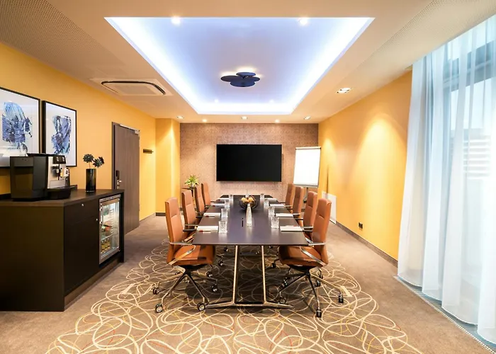 Leonardo Frankfurt 4*