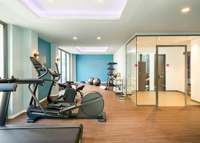 Leonardo Frankfurt إشبورن