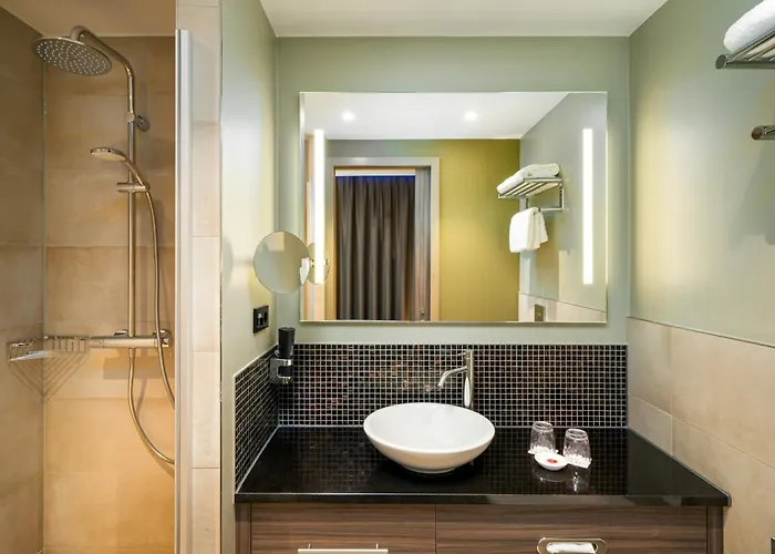 Hotel Leonardo Frankfurt 4*